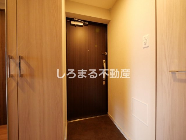 ライフフィールドなにわ本町RUELLEの玄関