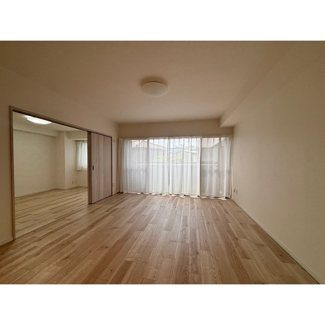 チェリーデ宝塚の居間・リビング