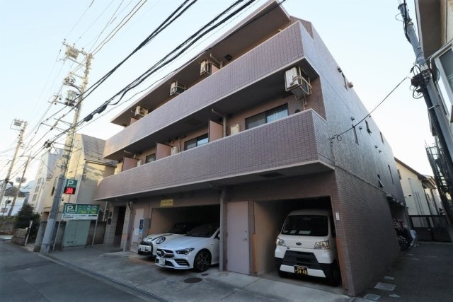 中野区本町２丁目の賃貸マンション