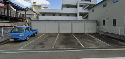 【駐車場】 | 東難波町シャッター付ガレージ