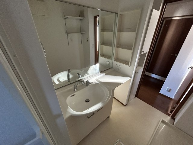 セジュールⅡの洗面所