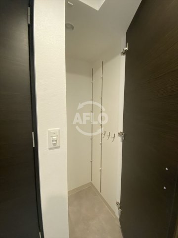 エステムコート谷町九丁目の収納|エステムコート谷町九丁目　シューズクローク