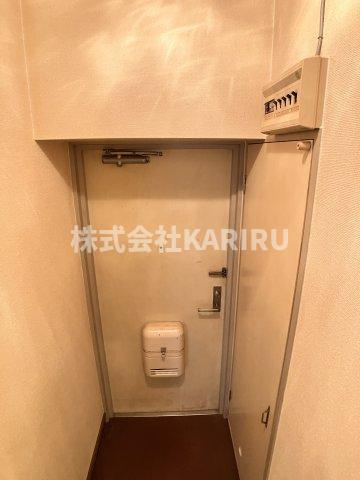 リーフ・ザ・カピタンの玄関