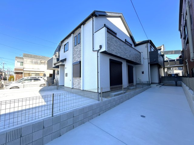 足立区舎人の邸宅の外観