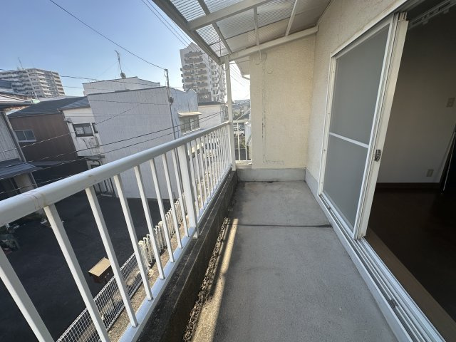 高石市千代田１丁目8-17のバルコニー