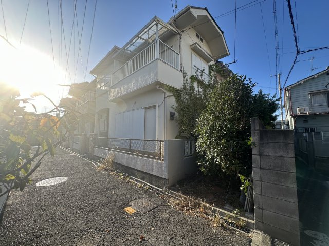 高石市千代田１丁目8-17の外観