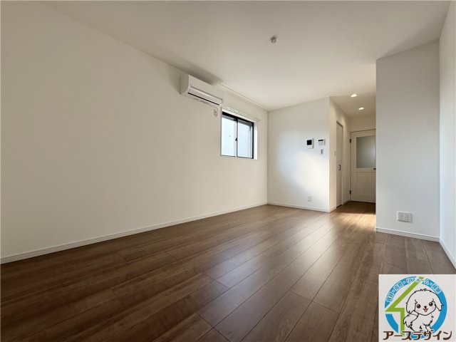 ルナ大久保駅前