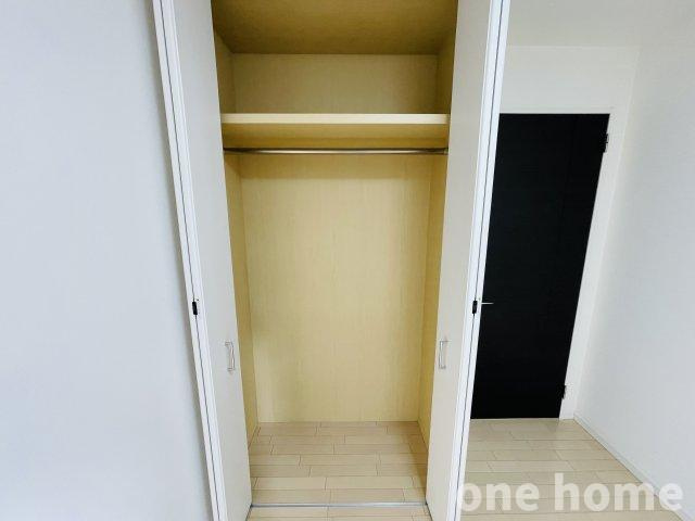 アッド・パー・プレイスの収納|◆約5.0帖洋室 収納です！ハンガーパイプ×枕棚付きクローゼット！
◆【onehome専任物件】売主様→当社→お客様の関係でご内覧～商談までスムーズです!!