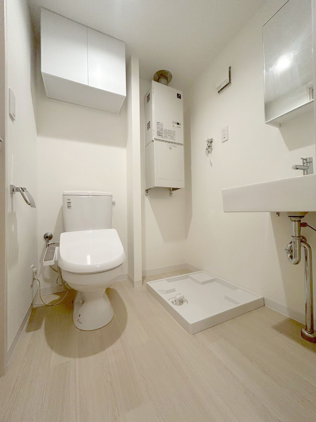 「防音マンション」ラシクラス豊玉北の洗面所|同シリーズ写真です。