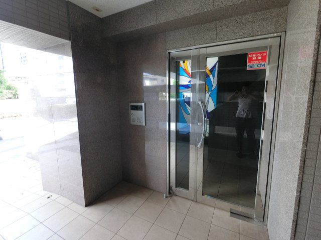 【エントランス】