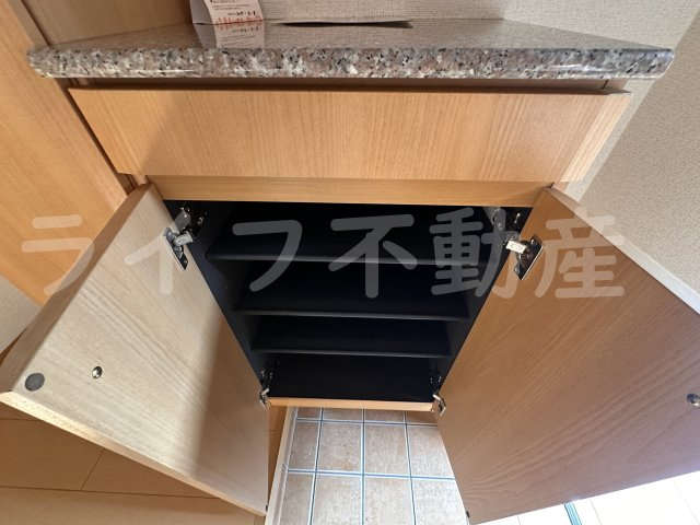 メゾン・ベル・カルムⅠの収納|大きなスペースがあり、収納には困りません