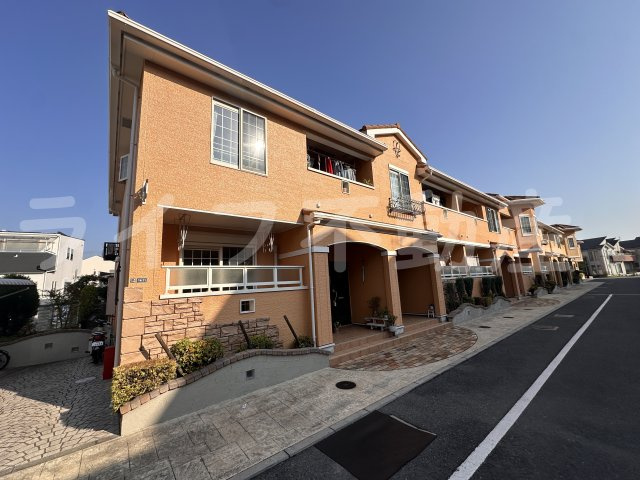 メゾン・ベル・カルムⅠの外観|外はこのようになっています