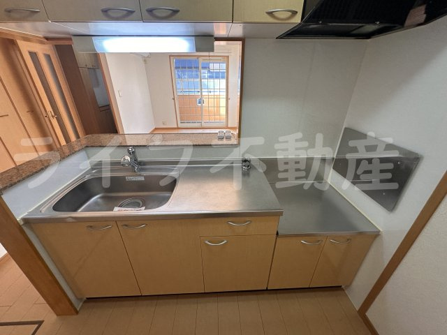 メゾン・ベル・カルムⅠのキッチン|使いやすいキッチンです