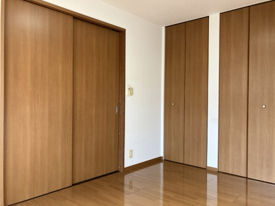 【洋室】 | エピナール D棟