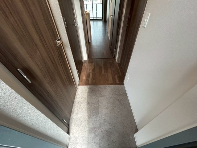 Metrosa京町堀の玄関