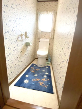 太秦東が丘　戸建のトイレ|■なんとトイレは２箇所！！２階のトイレです♪♪