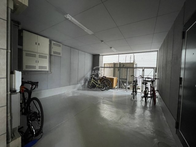 クレセール阿波座のその他|クレセール阿波座　駐輪場
クレセール阿波座　外観