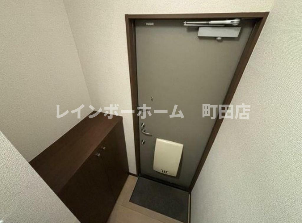 アヴァンセ※初期費用分割あと払いサービス利用可能物件の玄関