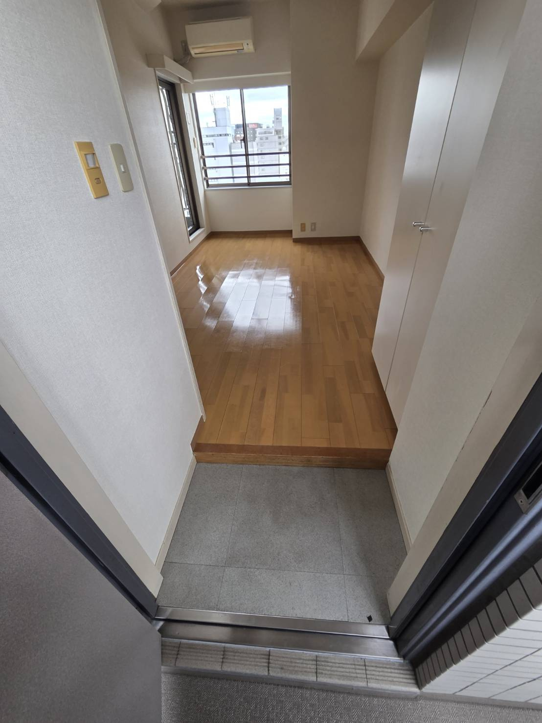 パークノヴァ巣鴨の玄関