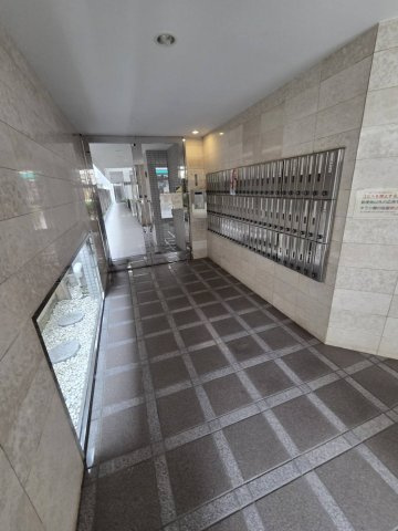 パークノヴァ巣鴨のエントランス