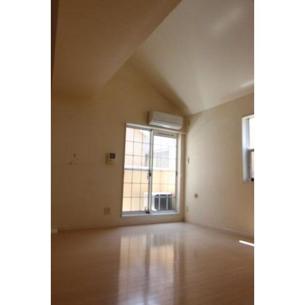 リブレア姪浜駅北の居間・リビング