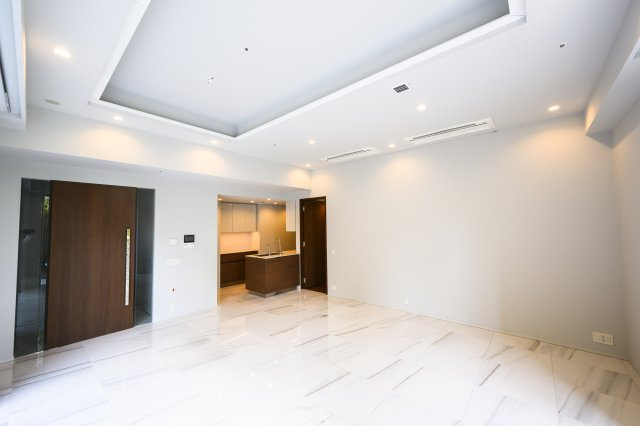 三田ガーデンヒルズの居間・リビング