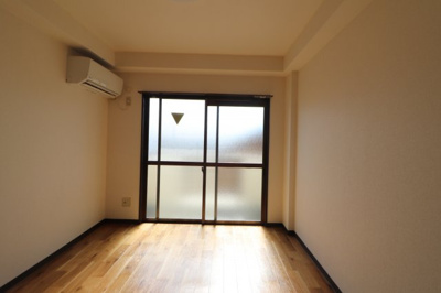 【居間・リビング】 | メイプルヴィラ茨木２