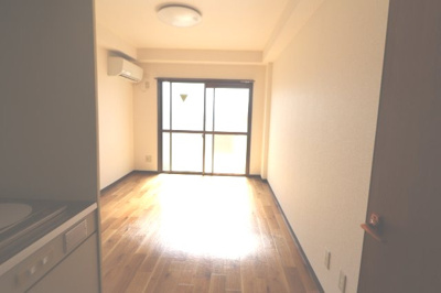 【居間・リビング】 | メイプルヴィラ茨木２