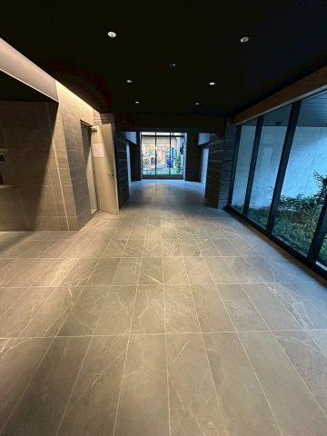 コートレジデンス南大塚のエントランス