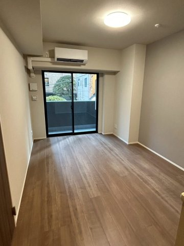 コートレジデンス南大塚の居間・リビング