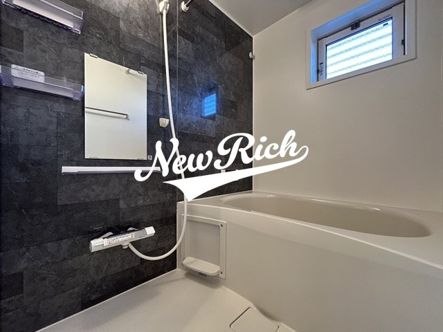 伊勢崎市東本町のアパートの浴室