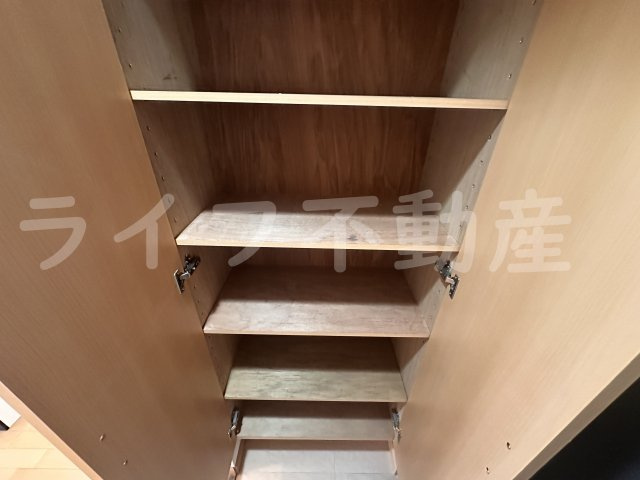 オリエンタル長田駅前の収納