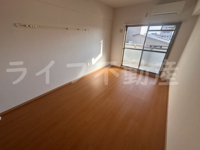 オリエンタル長田駅前の居間・リビング