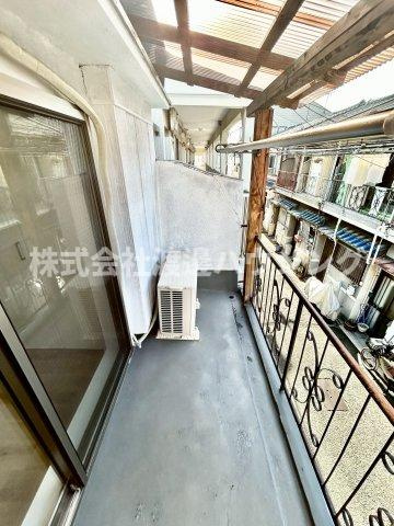 グランテラス萱島のバルコニー