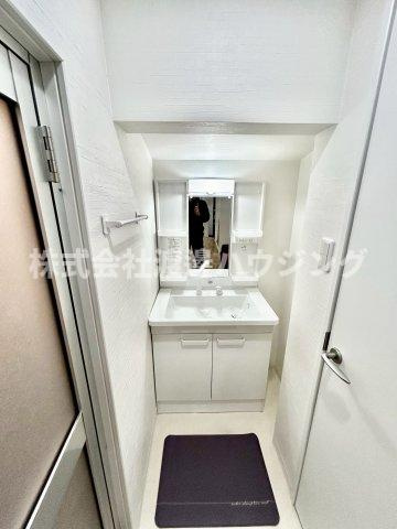 グランテラス萱島の洗面所