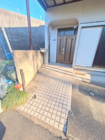 赤羽北１丁目戸建のエントランス