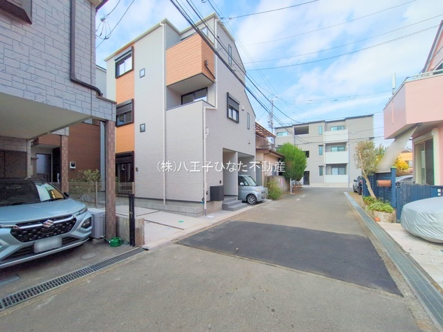 祝：成約済み　八王子市　子安町　新築戸建ての前面道路含む現地写真|～仲介手数料無料☆八王子ひなた不動産～　八王子市子安町　新築戸建て