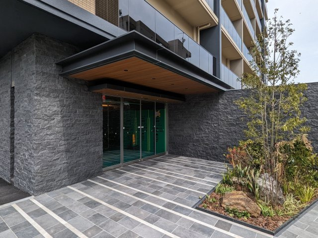 ブライトタウン松城のエントランス