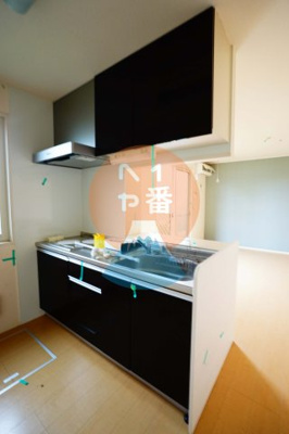 【キッチン】 | ソフィス かすみの瀬 | ネット無料。システムキッチンです　※参考写真です
