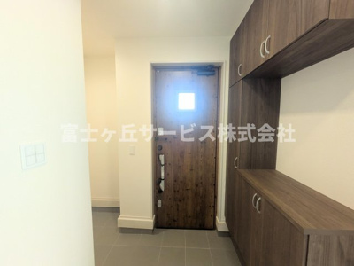 【玄関】 | 袋井市上山梨 6期 新築一戸建て | 玄関です