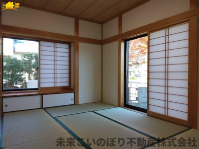 【和室】 | 宮代町中古戸建て | 家事の合間にちょっとひと休み♪足をのばして寛げる和室♪客間やキッズスペースにも最適です♪