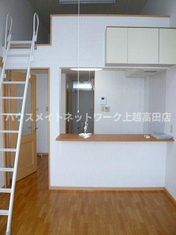 オレンジヒルズＪ１の内装|洋室（参考同型２０８号室室内写真）