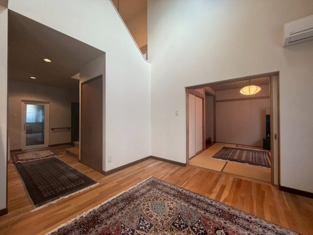 厚別東1条4丁目の居間・リビング|リビング別角度（3）！