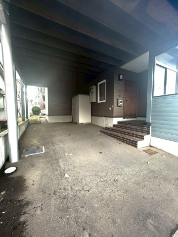 厚別東1条4丁目の駐車場|カーポート付きで雪や雨の日もラクラク！