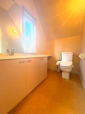 厚別東1条4丁目のトイレ|必須の温水洗浄付き便座◎手洗い器付き！