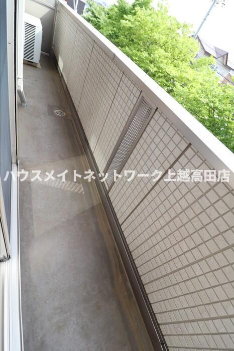 ラグナタウン門前のバルコニー|バルコニー