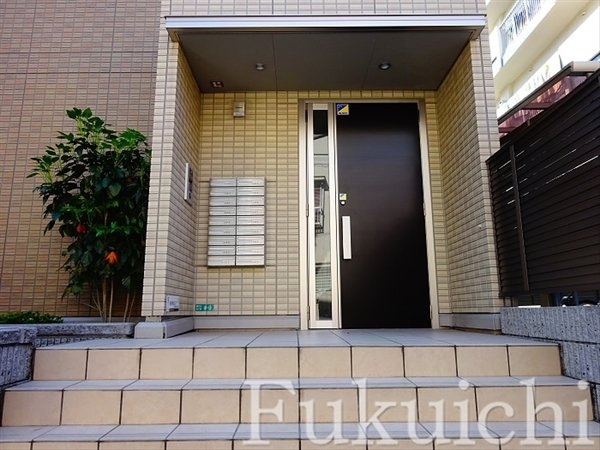 コルノリザイアのエントランス