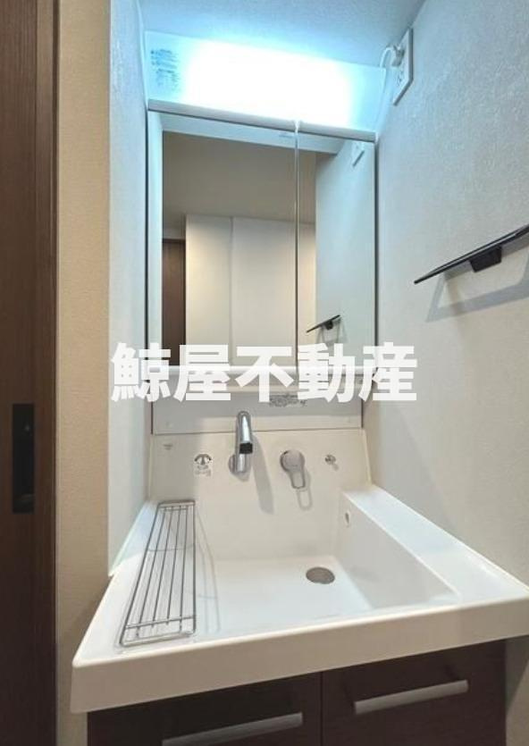 ＬｉｖｅＦｌａｔ門前仲町の洗面所|忙しい朝には欠かせない洗面所です