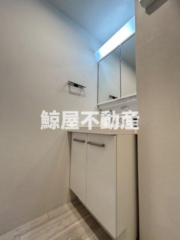 ＬｉｖｅＦｌａｔ門前仲町の独立洗面台|独立洗面化粧台付き