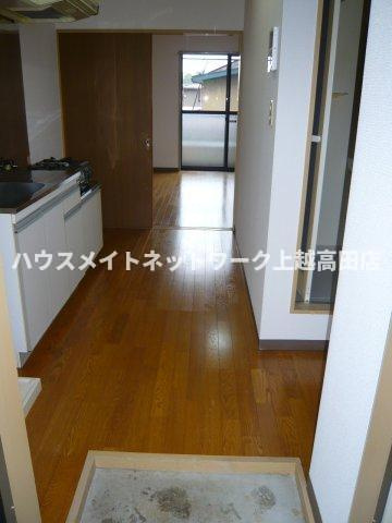 ラビットハウスムーンライトの玄関|玄関（参考同型202号室室内写真）